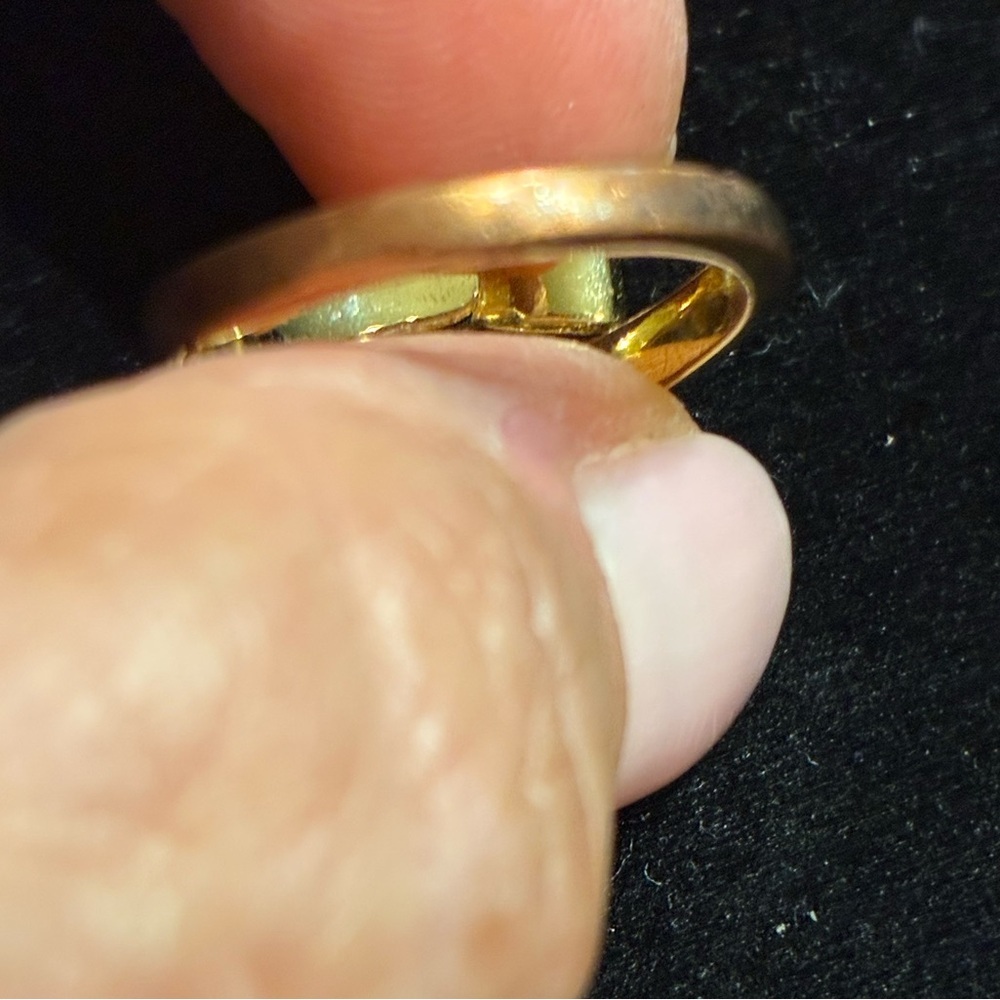 Henri Bendel Gold Bow Ring with Crystal Accents - Picture 6 of 8
